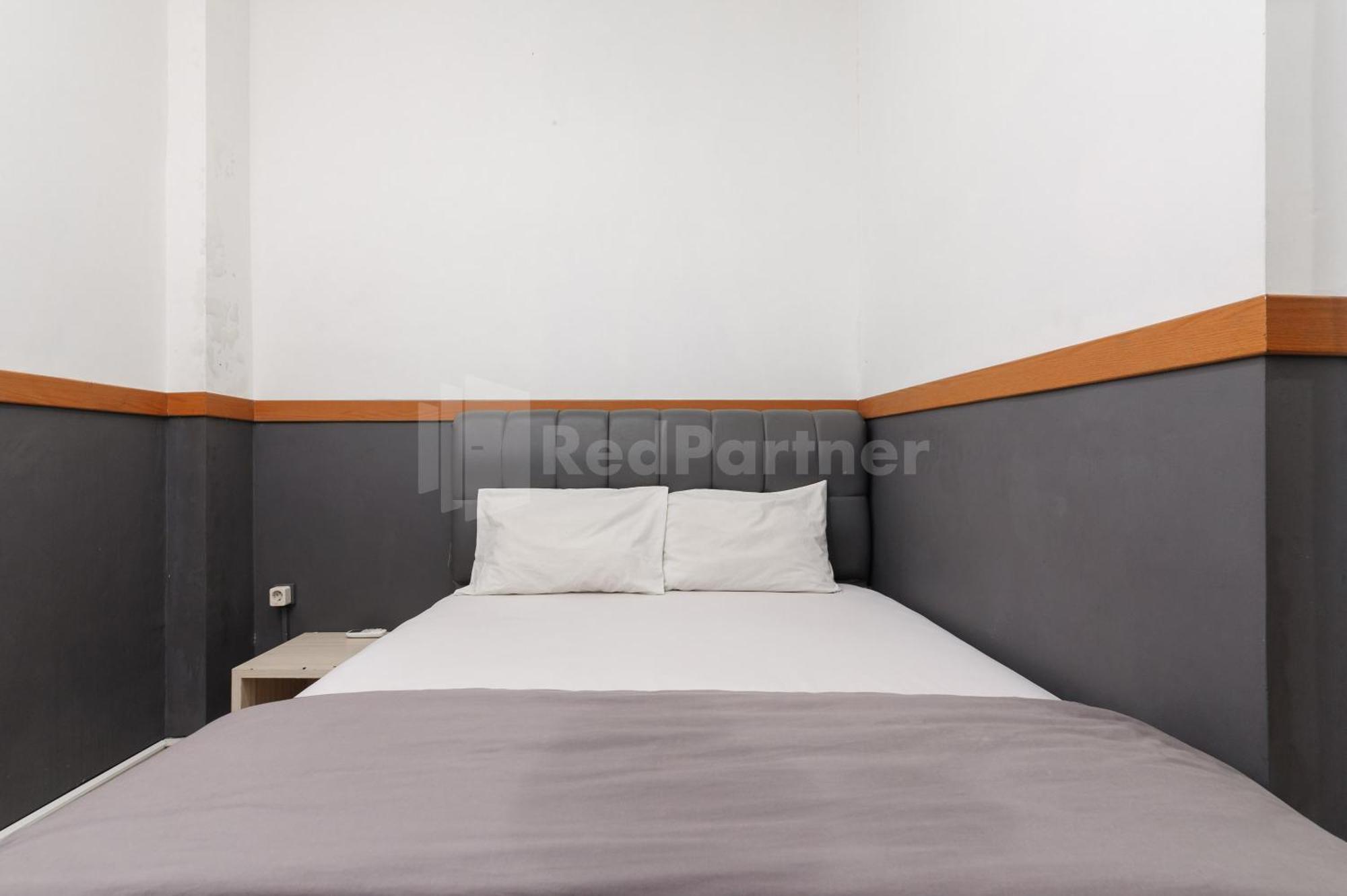 Ian Hotel Jaksa Mitra Reddoorz จาการ์ตา ภายนอก รูปภาพ