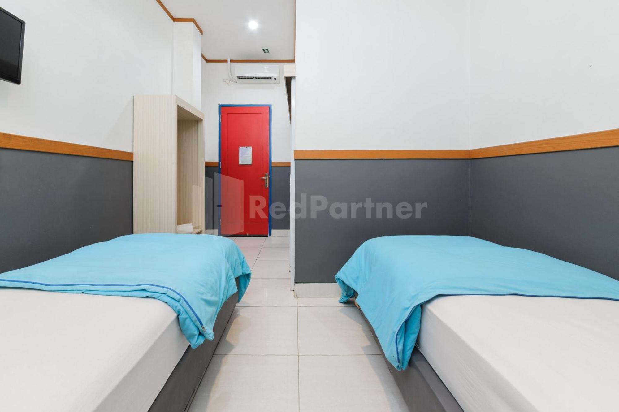 Ian Hotel Jaksa Mitra Reddoorz จาการ์ตา ภายนอก รูปภาพ